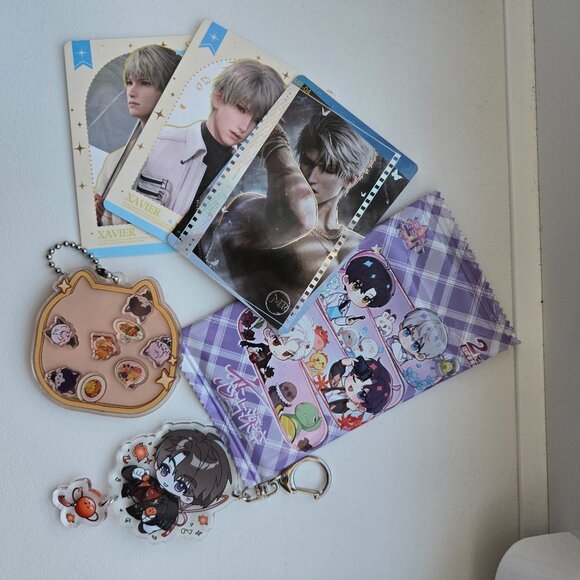 Caleb Love and Deepspace Kitty and Apple Bundle + Freebies - Picture 7 of 7